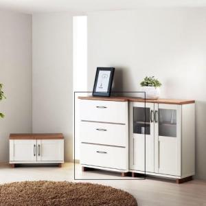 フレンチカントリー風のチェストの商品写真