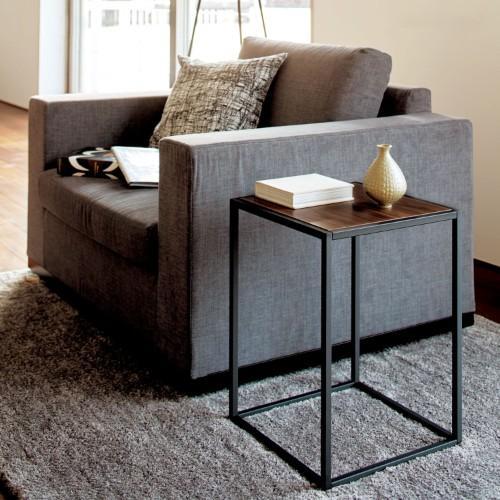 ソファーに合わせやすいスチール脚のサイドテーブルの商品写真