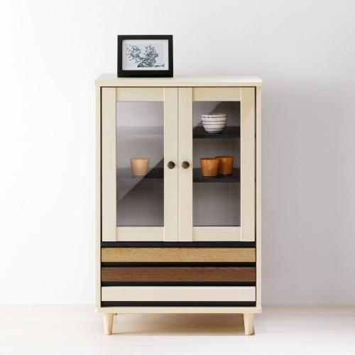 床色と合わせやすい3色引出しのキャビネットの商品写真