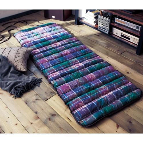 綿100%先染めチェックと花柄のごろ寝マットの商品写真