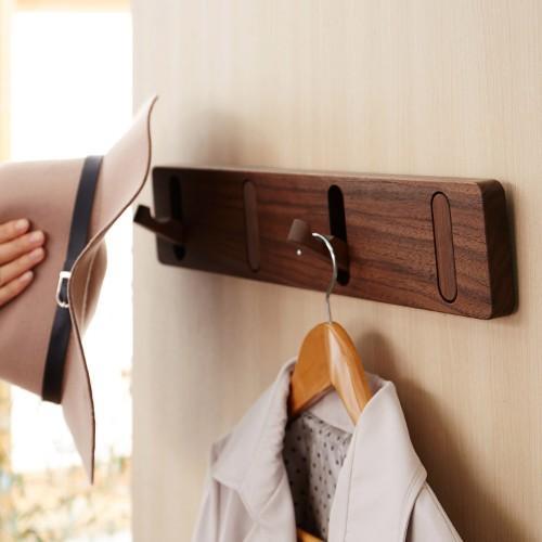 ウォルナット材のウォールフックの商品写真