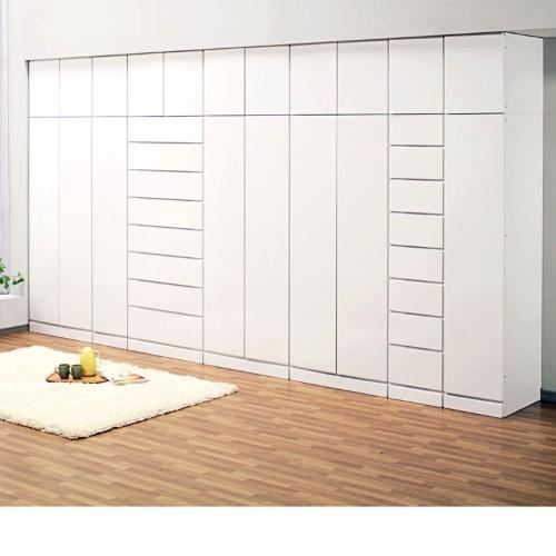 【受注生産】たっぷり入る壁面ワードローブの商品写真