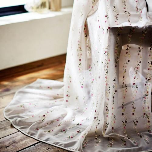 【58サイズ】小花刺繍がかわいいトルコ刺繍レースカーテンの商品写真