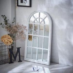 アンティーク調ホワイトの窓枠ウォールミラーの商品写真