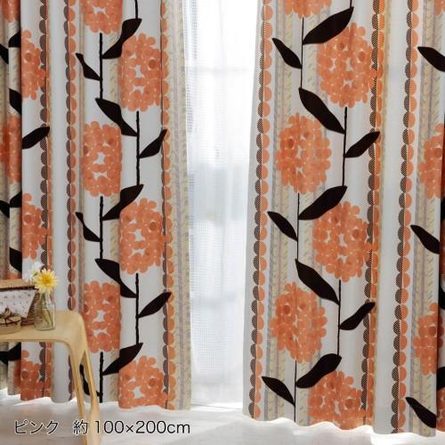 大きなフラワー柄の遮光カーテン<KEIRANSASU>の商品写真
