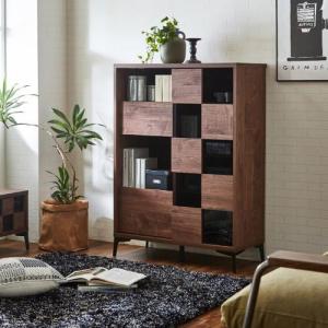 チェッカー柄のキャビネットの商品写真