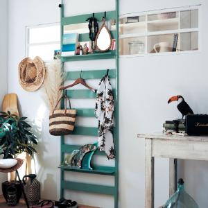 アースカラーの突っ張りラダーラックの商品写真