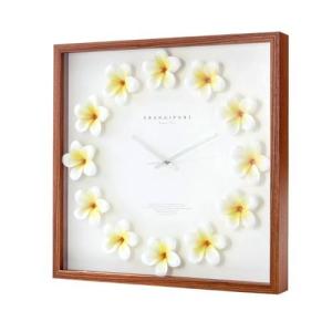 プルメリアモチーフの壁掛け時計の商品写真