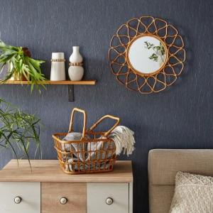 Bohoスタイルのラタン素材のモチーフウォールミラーの商品写真