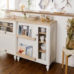 シャビースウィートなフラップ扉のガラスキャビネットの商品写真