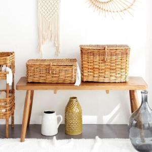 ラタンのふた付きバスケットの商品写真