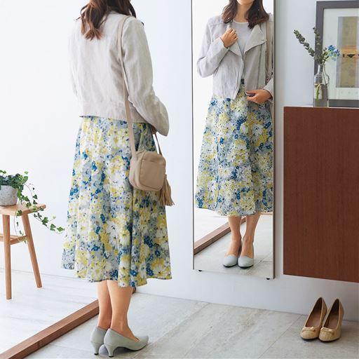 割れない軽量フィルムミラー■カラー：シルバー シャンパンゴールド ■サイズ：A(20×90cm),B(45×120cm),C(30×150cm),E(60×150cm),H(100×150cm),I(20×120cm),J(40×100cm),D(40×150cm),G(85×170cm)の商品写真