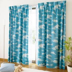 〔形状記憶付き〕爽やか青空模様の遮光プリントカーテン■カラー：ブルー ■サイズ：幅100×丈90(2枚組),幅100×丈110(2枚組),幅100×丈120(2枚組),幅100×丈135(2枚組),幅100×丈150(2枚組),幅100×丈170(2枚組),幅100×丈178(2枚組),幅100×丈185(2枚組),幅100×丈190(2枚組),幅100×丈195(2枚組),幅100×丈200(2枚組),幅100×丈205(2枚組),幅100×丈210(2枚組),幅100×丈215(2枚組の商品写真