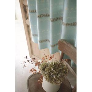 〔形状記憶付き〕リボン&ローズ柄ジャカード織りカーテンの商品写真