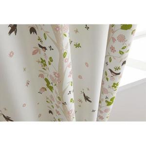 〔形状記憶付き〕カジュアルプリント遮光カーテン(森のリス)■カラー：ピンク ブルー ■サイズ：幅100×丈90(2枚組),幅100×丈110(2枚組),幅100×丈120(2枚組),幅100×丈135(2枚組),幅100×丈150(2枚組),幅100×丈170(2枚組),幅100×丈178(2枚組),幅100×丈185(2枚組),幅100×丈190(2枚組),幅100×丈195(2枚組),幅100×丈200(2枚組),幅100×丈205(2枚組),幅100×丈210(2枚組),幅100×丈の商品写真