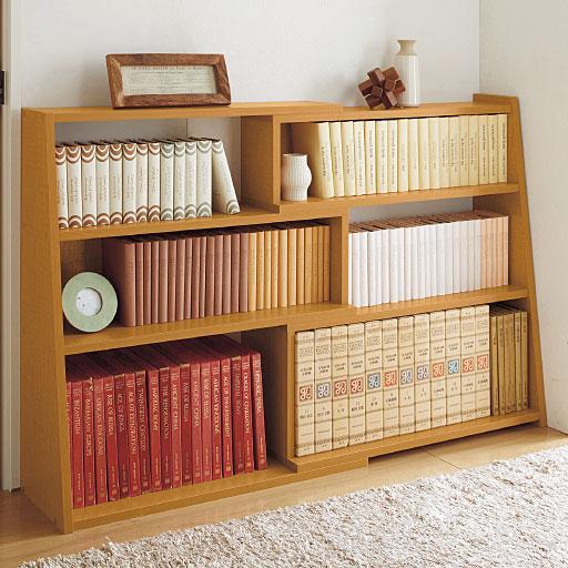 幅伸縮の出来るロータイプ書棚の商品写真