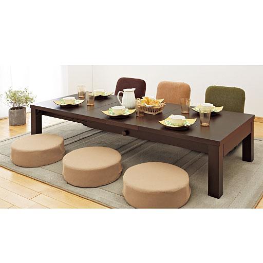 3段階に長さを変えられる伸張リビングテーブルの商品写真