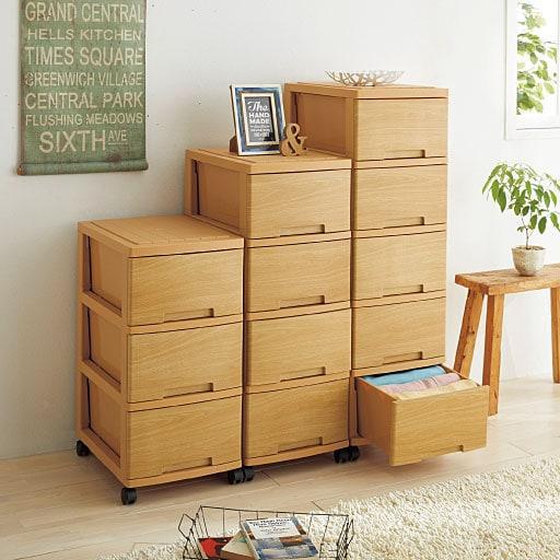 ぬくもりを感じるリビングチェスト(プラスチックタンス)の商品写真