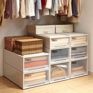 フィッツ衣装ケース(2個組・押入れ用)■カラー：クリアー ホワイト ■サイズ：A(幅39/奥行74/高さ18),B(幅39/奥行74/高さ23),C(幅39/奥行74/高さ30),E(幅44/奥行74/高さ18),F(幅44/奥行74/高さ23),G(幅44/奥行74/高さ30)の商品写真