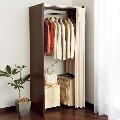 ハンガーラック(伸縮式・側面パネル)■カラー：ダークブラウン アイボリー ナチュラル ■サイズ：A(上棚なし/幅85-125),B(上棚あり/幅85-125),C(上棚なし/幅128-205),D(上棚あり/幅128-205),E(上棚なし/幅188-305),F(上棚あり/幅188-305),G(上棚なし/幅315-405),H(上棚あり/幅315-405)の商品写真