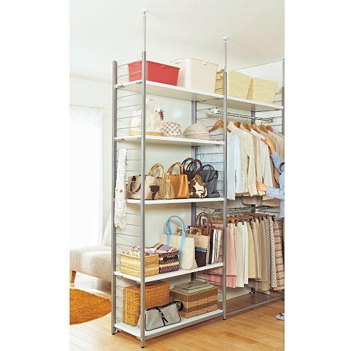 クローゼットにもなる突っ張り間仕切りラック■カラー：ホワイト ライトブラウン ■サイズ：A(ハンガータイプ/幅60),B(ハンガータイプ/幅90),C(棚タイプ/幅60),D(棚タイプ/幅90),E(連結用ハンガータイプ/幅58),F(連結用ハンガータイプ/幅88),G(連結用棚タイプ/幅58),H(連結用棚タイプ/幅88)の商品写真